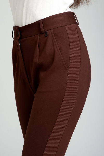 16717812_867_05 16717812_867_05