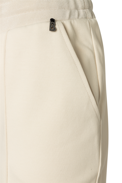 16818852_133_3 16818852_133_3