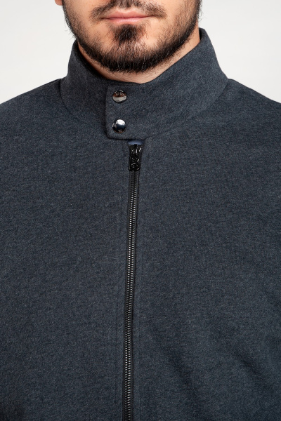 88107497_028_04 88107497_028_04